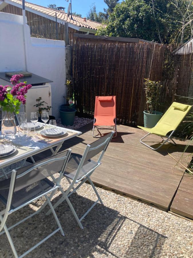Studio Avec Grande Terrasse Et Jardin Privatif Au Pyla La Teste-de-Buch Exterior photo